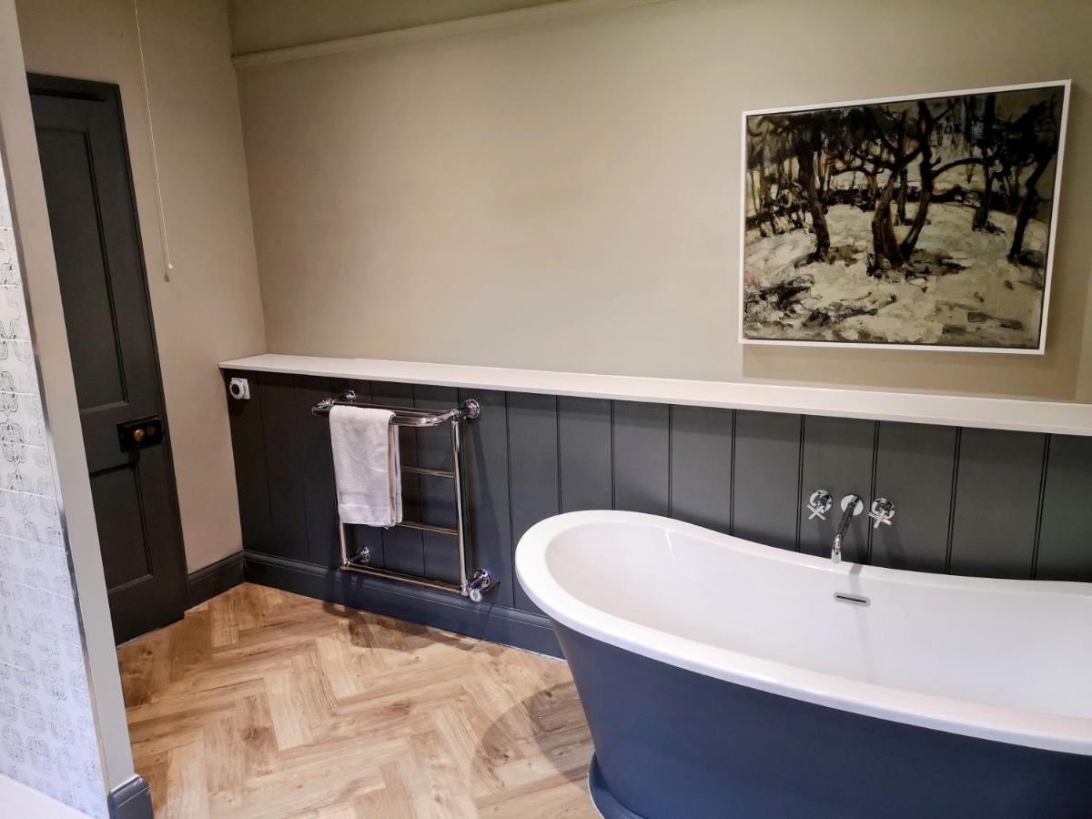 Stunning New Forest Cottage Close To Paultons Park Ower Esterno foto